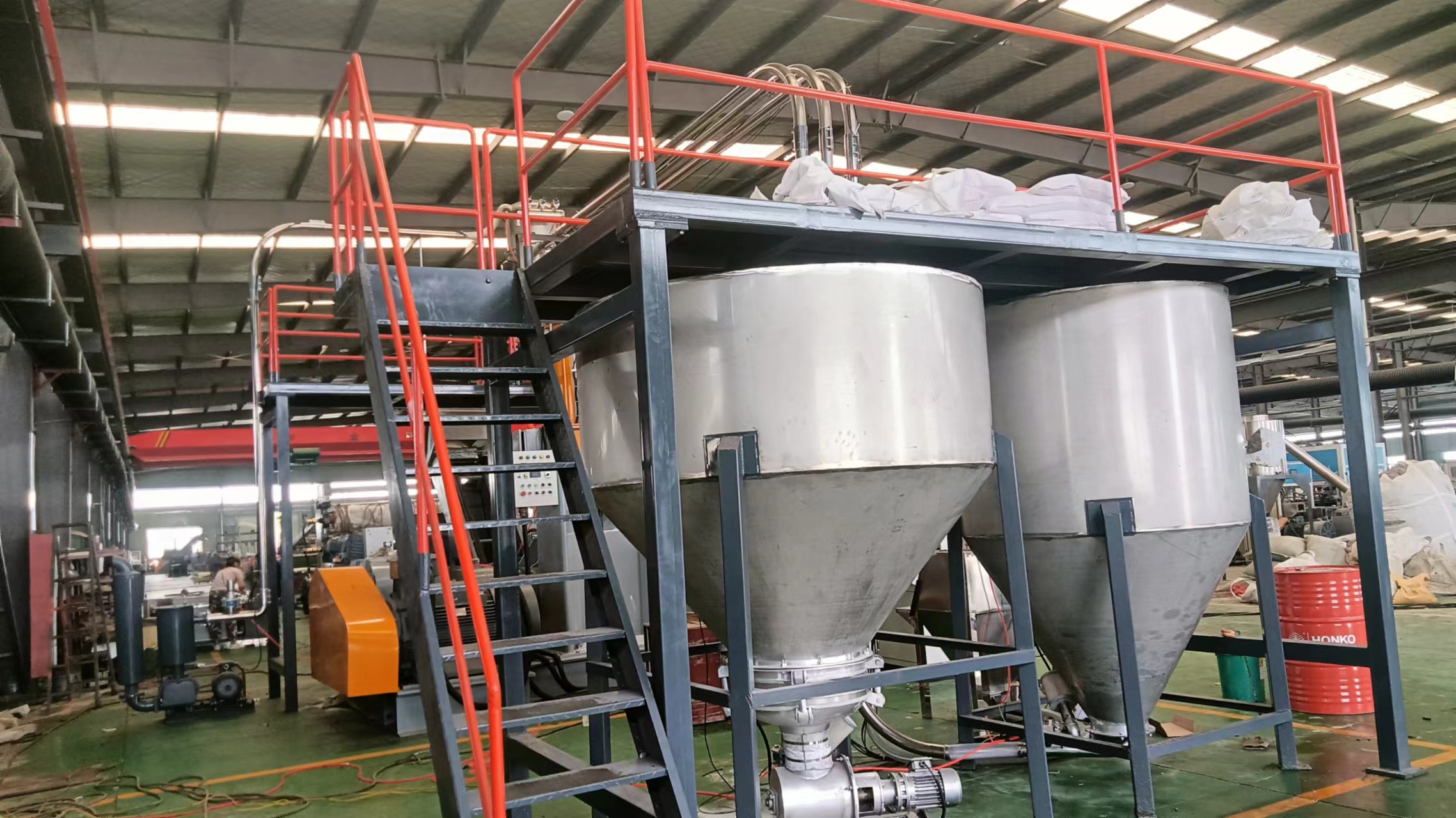 全自動稱重包裝機_全自動稱重包裝機_佳德塑機