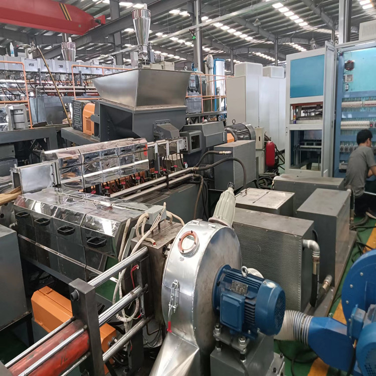 pvc片材擠出機(jī)_PVC卷材生產(chǎn)線_PVC片材擠出機(jī)