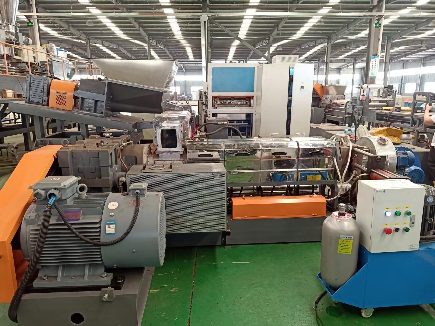 橡塑共混造粒機(jī)_橡塑共混造粒機(jī)