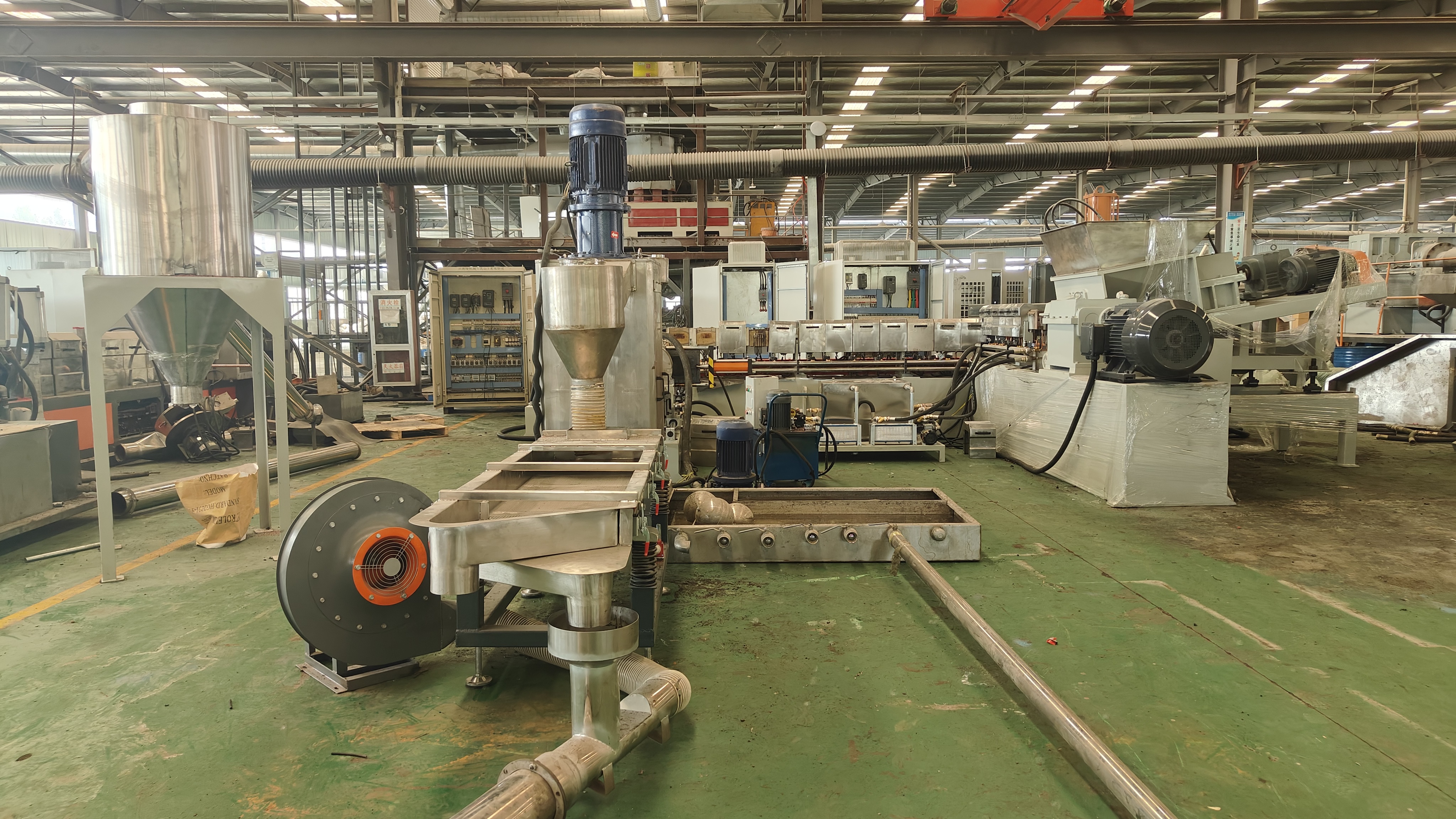 PE護(hù)套料造粒機(jī)_JDL_PE護(hù)套料造粒機(jī)