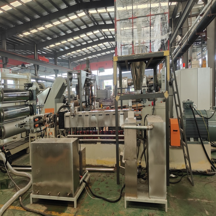 EVA片材擠出機_汽車內(nèi)飾片材擠出機_佳德機械