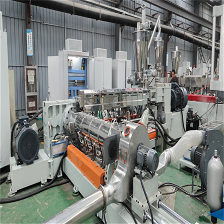 低煙無(wú)鹵電纜料造粒機(jī)_無(wú)鹵阻燃料造粒機(jī)